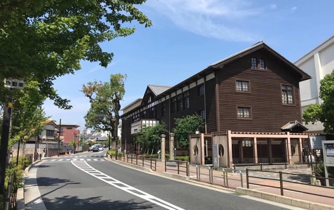 �痢�R