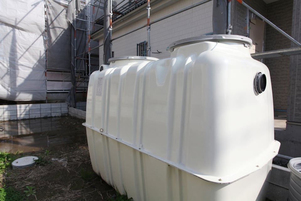浄化槽法に適合した家庭用の小型浄化槽