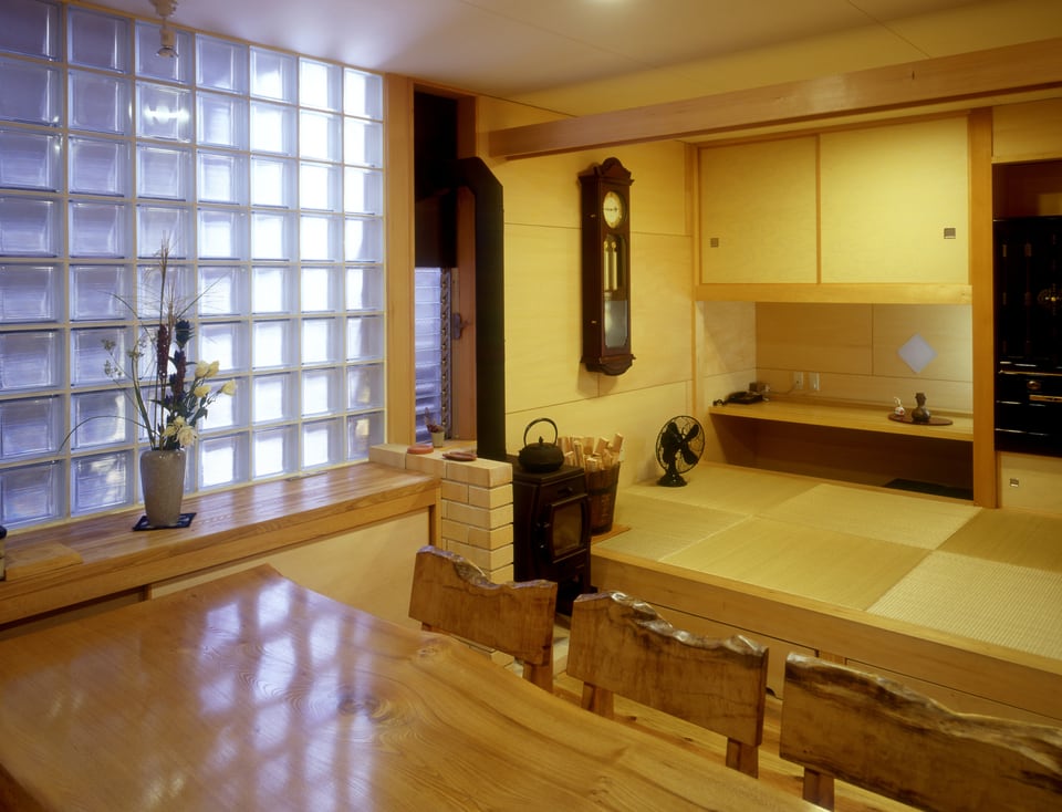 ガラスブロックを取り入れたリビング