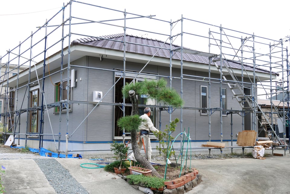完成間近の平屋の住宅
