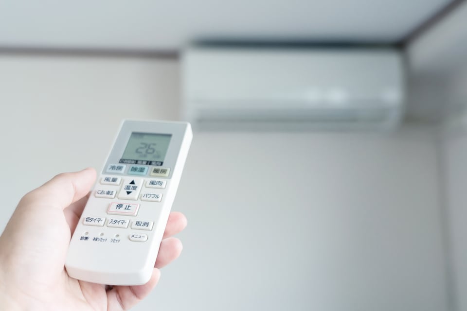 待機時消費電力を消費するリモコン