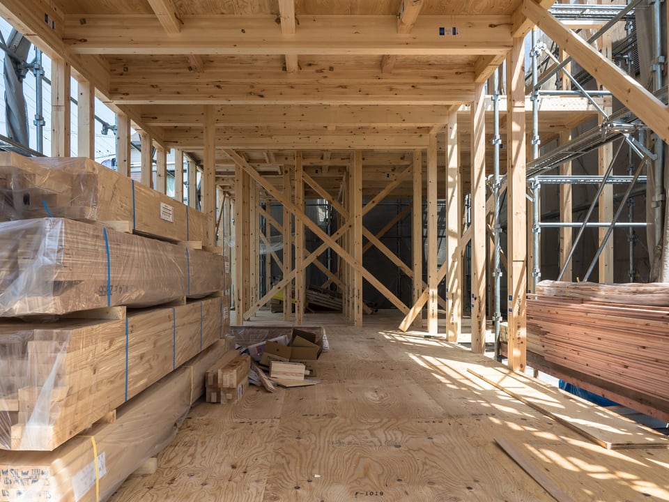 乙種枠組材が使われている住宅の建設現場