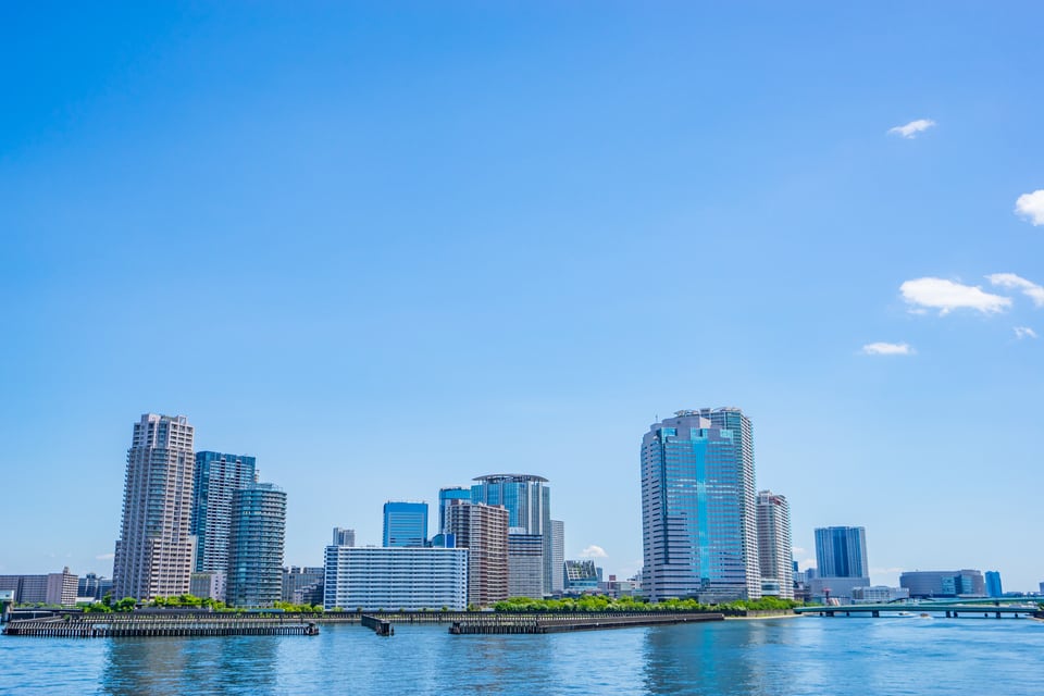 埋立地に建つ高層ビル群