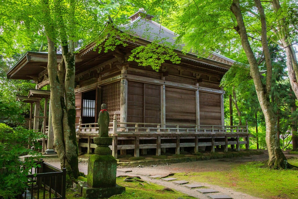 準景観地区指定の一つである岩手県平泉町の中尊寺
