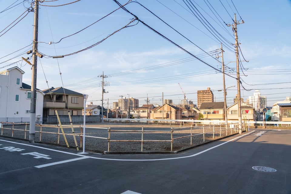 交差点から見た隅切りした準角地