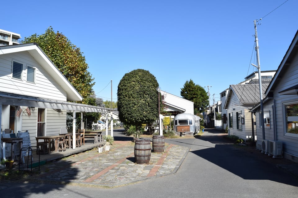 アメリカンスタイルの街並みで有名な埼玉県入間市のジョンソンタウン