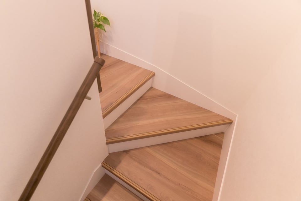効率のよい間取りを叶える一戸建ての回り階段