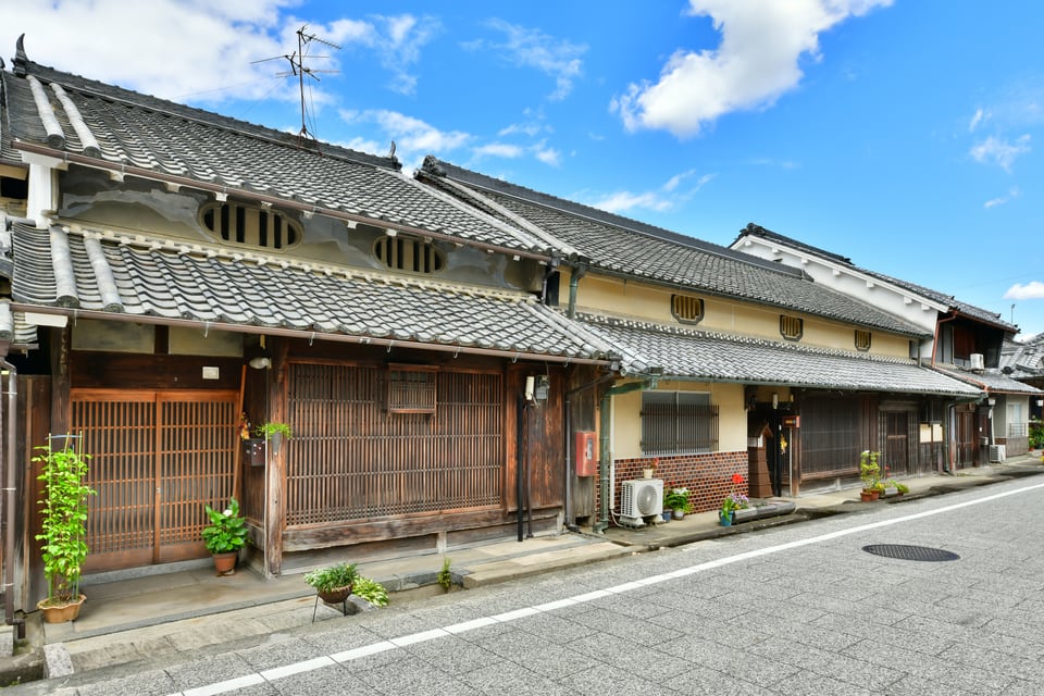第二種歴史的風土保存地区がある明日香村の町並み