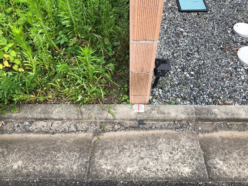 隣地との境を区別する隣地境界線