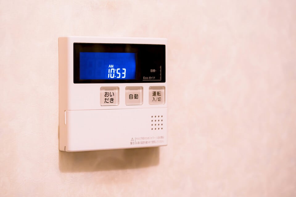 タイマースイッチが利用されている給湯器のリモコン