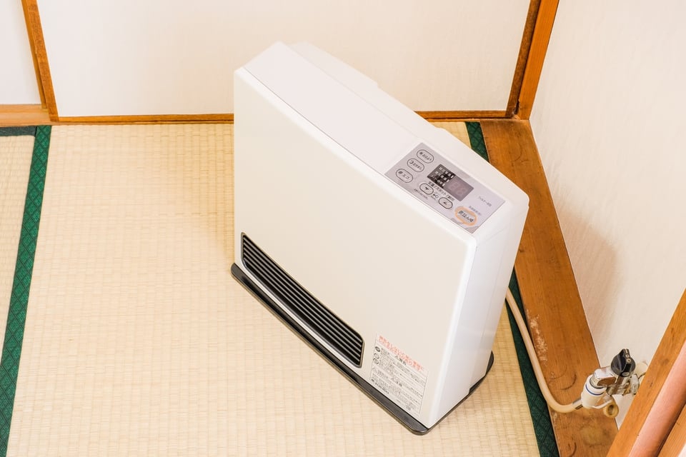 ホースの接続部分に使われているスリムプラグ型機器