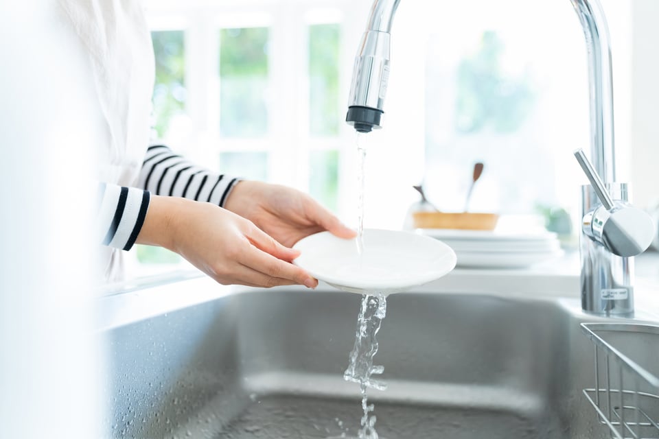 生活排水の一つであるキッチンから出る雑排水