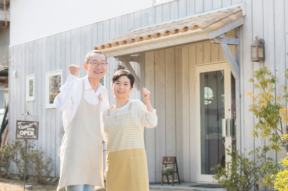 夫婦が自宅に開業した敷地内カフェ